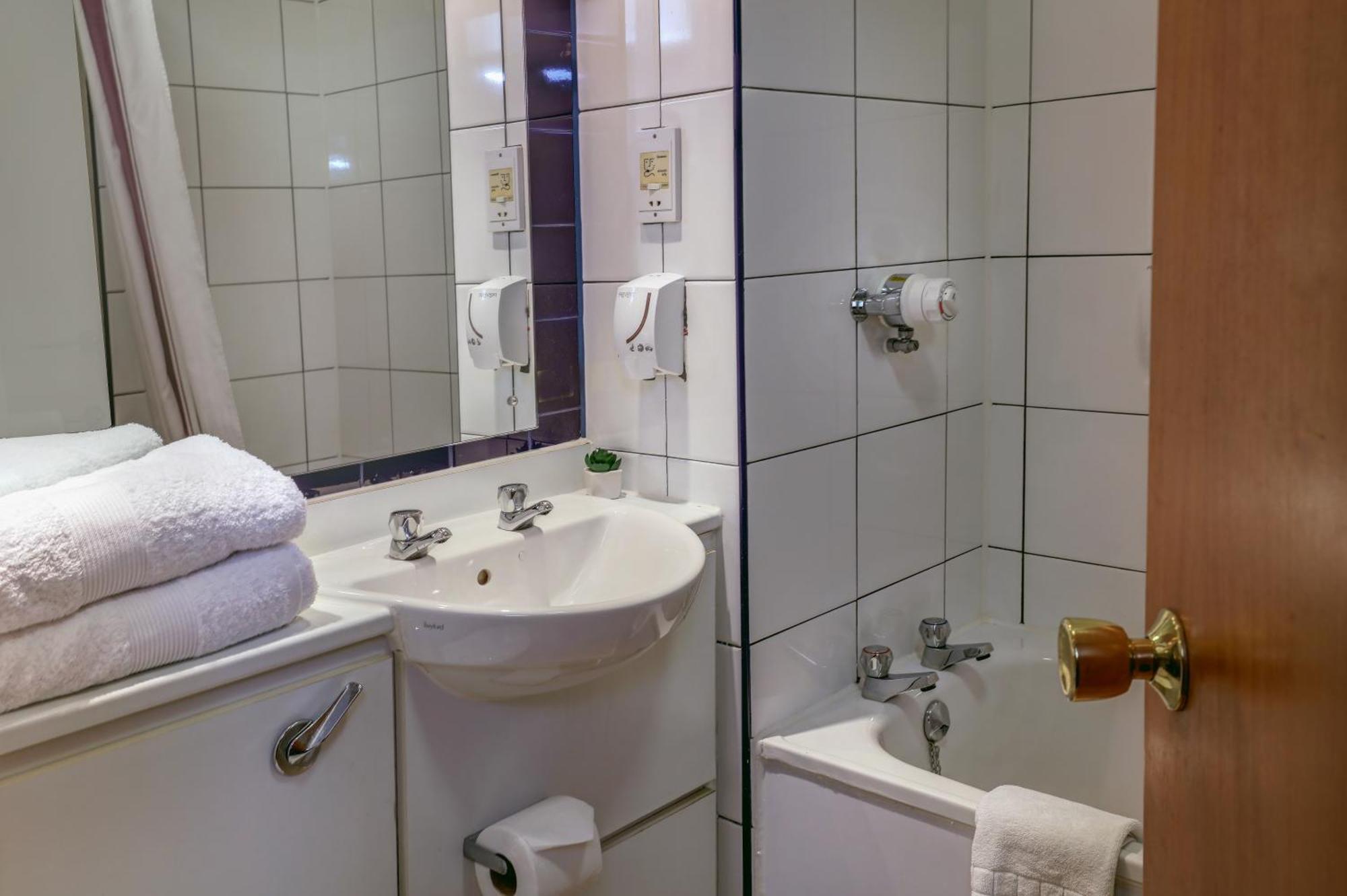 Casa Mere Manchester Airport, Knutsford, Sure Collection By Best Western Exterior foto